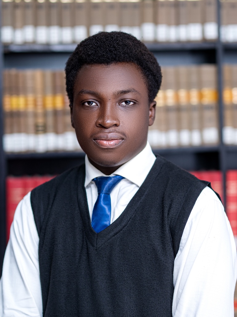 Portrait of Omotosho Olatubosun Samuel, Litigation Clerk